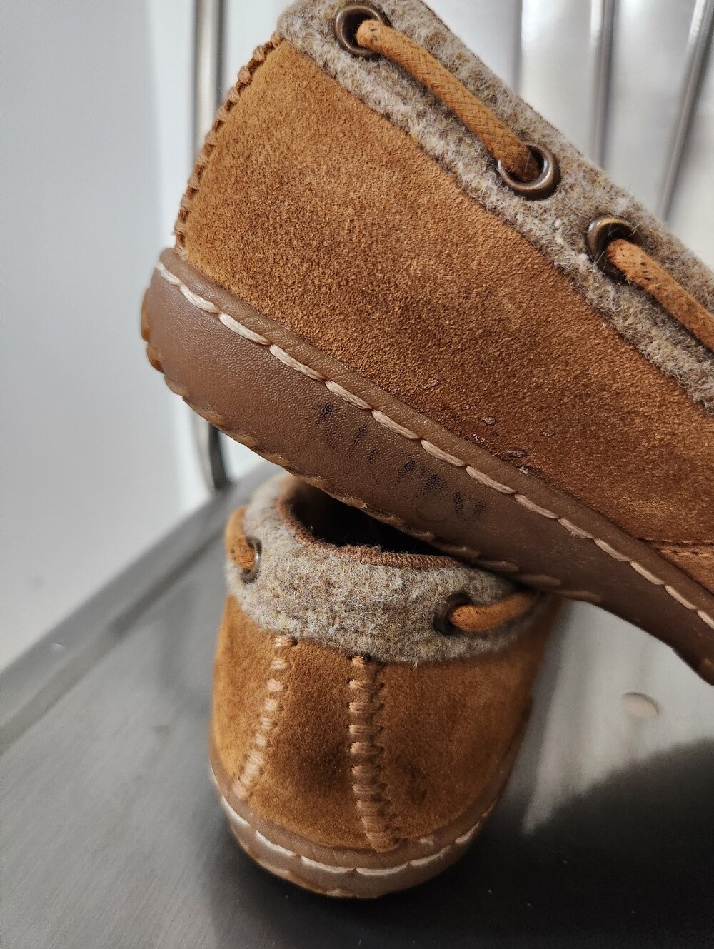 Women's 6.5 Patagonia Slip Ons Slippers Suede Moccasin Loafers - Picture 10 of 10